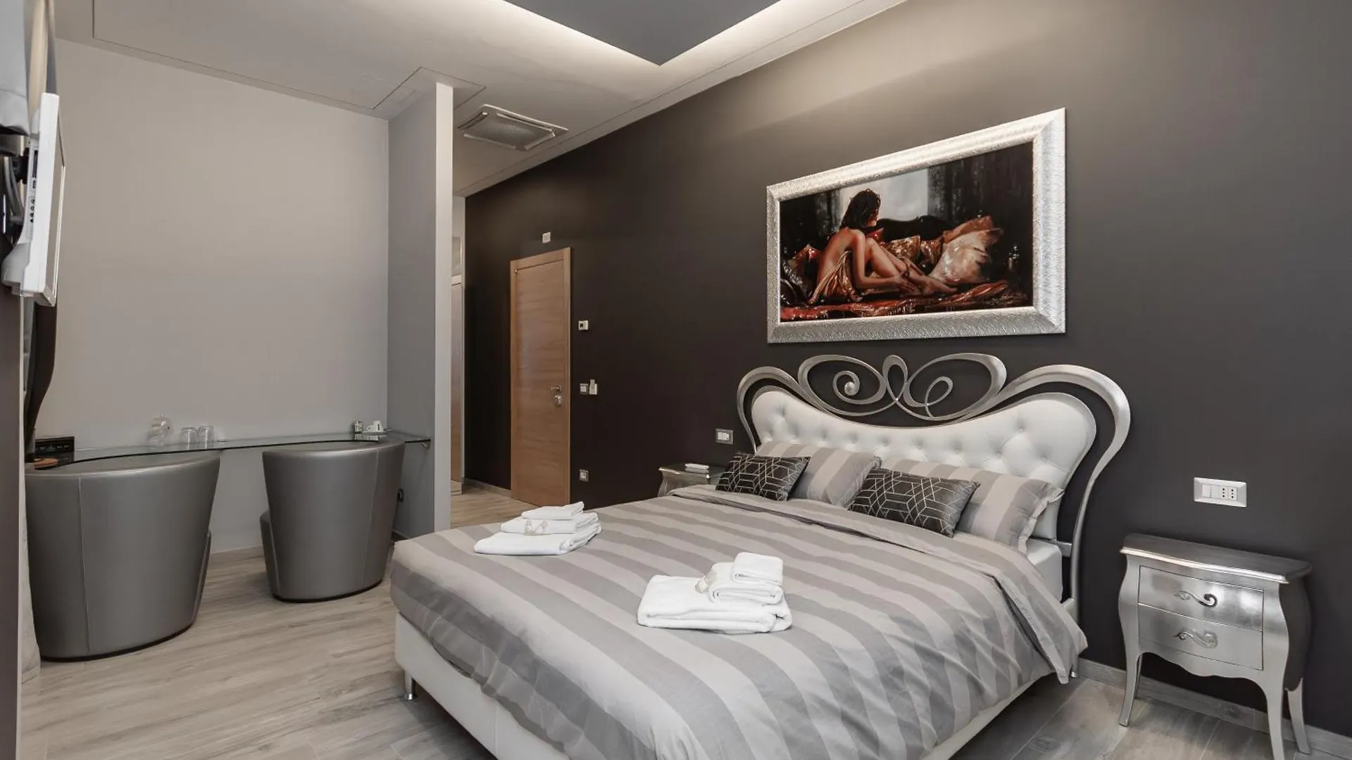 Hotel Location Arioli Ozzero 0*,  Italia