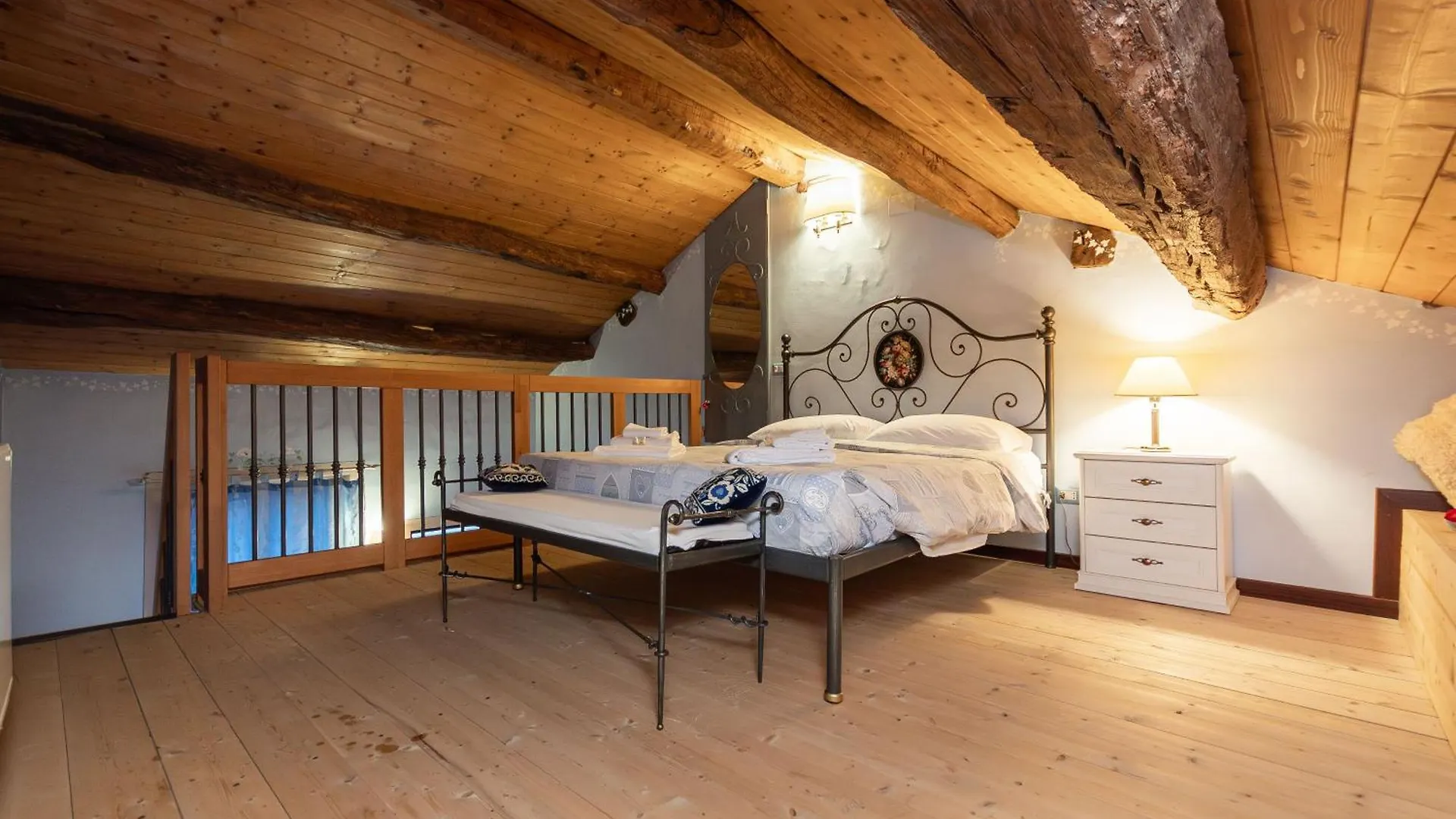 Hotel Location Arioli Ozzero Italia