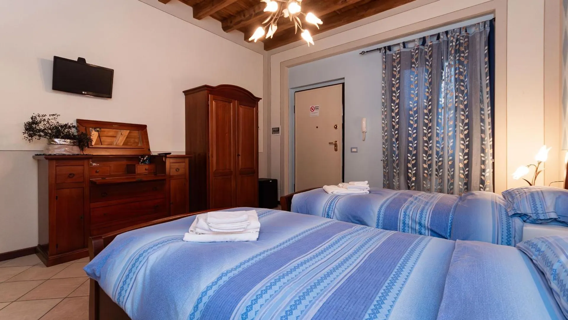 Hotel Location Arioli Ozzero Italia