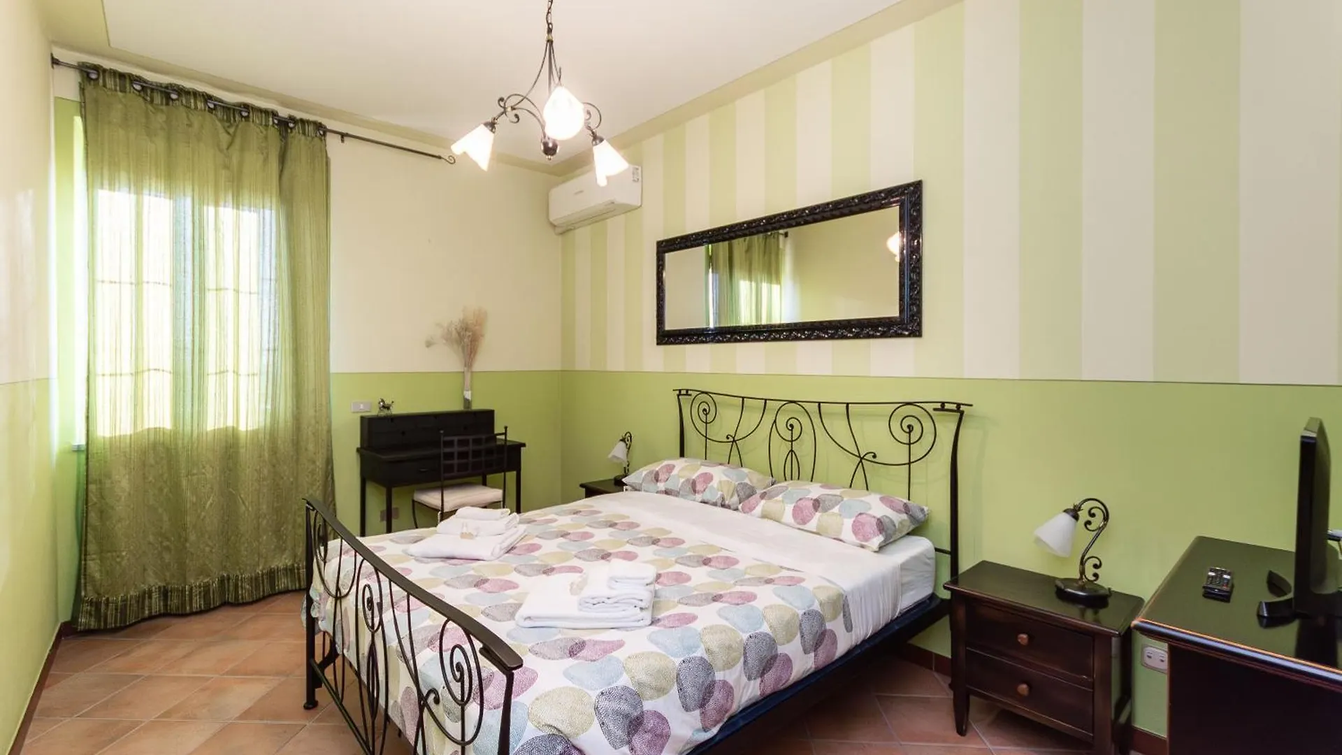 Location Arioli Hotell Ozzero